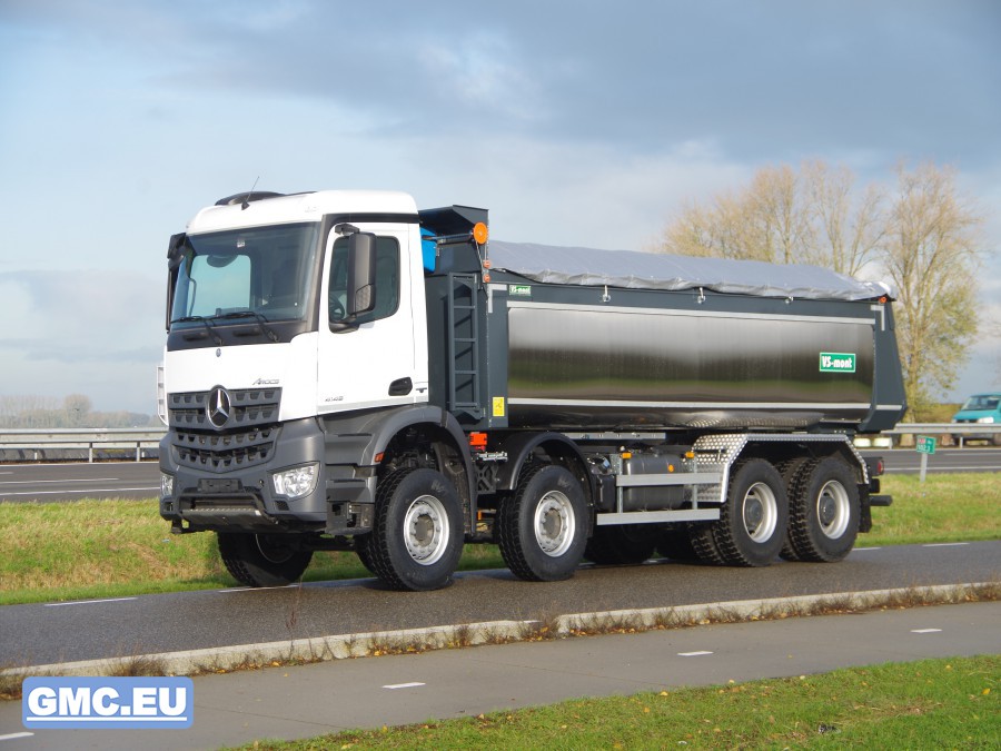 2-Arocs-3945-met-VS-Mont-geisoleerd-lv-3-xl